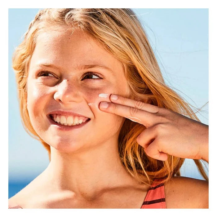 Isdin Fotoprotector Fusion Fluid Mineral Baby Pediatrics FPS 50 Fluido Solar 50ml - Image 4